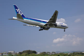 ANA - All Nippon Airways Boeing 777-200ER JA710A at Tokyo - Haneda