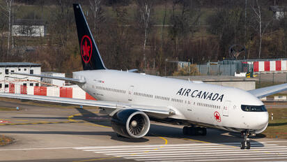 N6066Z Boeing 777-200LR Boeing Company at AKL / NZAA